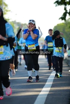 Runner Photo 1580097
