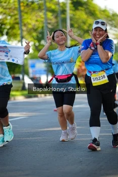 Runner Photo 1580115