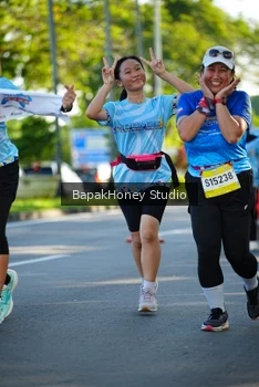 Runner Photo 1580117