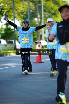Runner Photo 1580136
