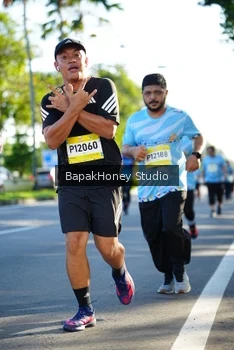 Runner Photo 1580241