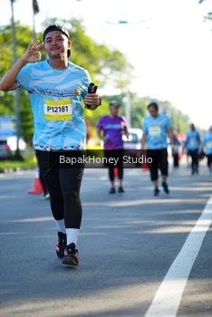Runner Photo 1580264