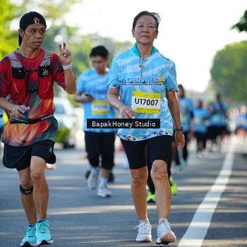 Runner Photo 1580442