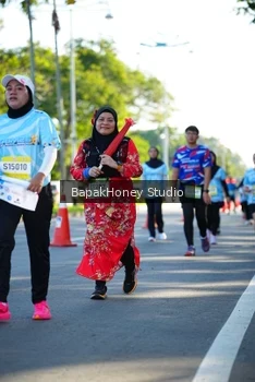 Runner Photo 1580586