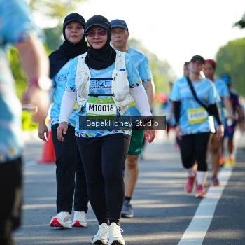 Runner Photo 1580676