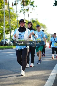 Runner Photo 1580693
