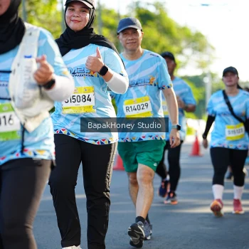 Runner Photo 1580702