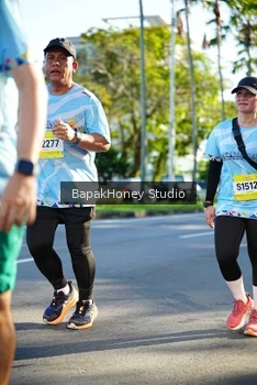 Runner Photo 1580723