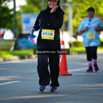 Runner Photo 1580911