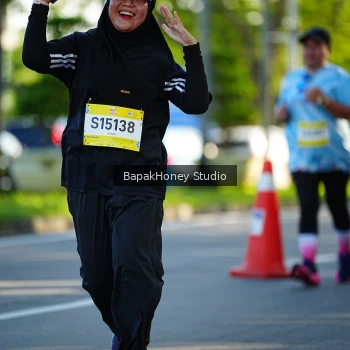 Runner Photo 1580923