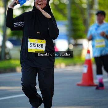 Runner Photo 1580924