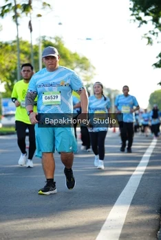 Runner Photo 1581185