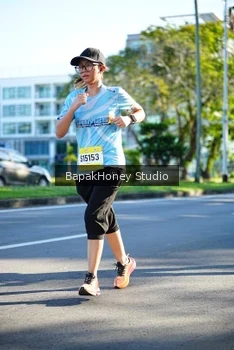 Runner Photo 1581474