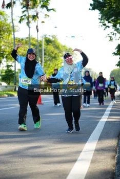 Runner Photo 1581495
