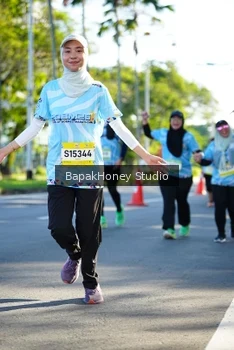Runner Photo 1581499