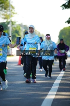 Runner Photo 1581521