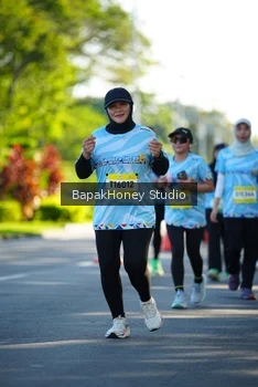 Runner Photo 1581540