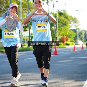 Runner Photo 1581550