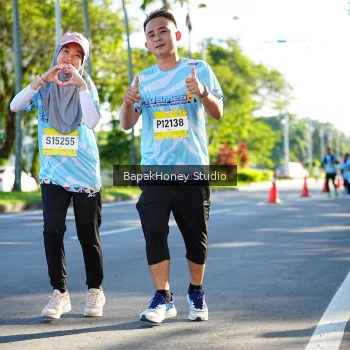 Runner Photo 1581553