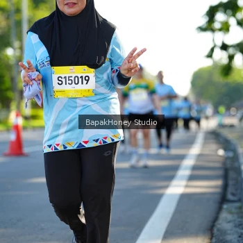 Runner Photo 1581567