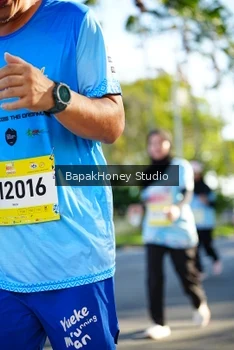 Runner Photo 1581717