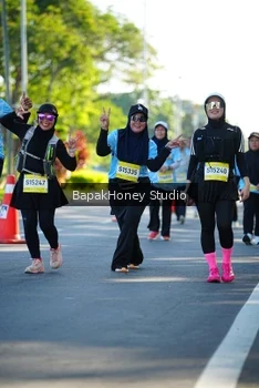 Runner Photo 1582179