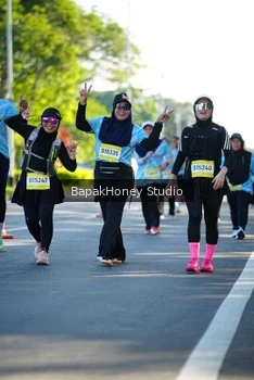 Runner Photo 1582181