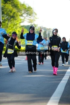 Runner Photo 1582187