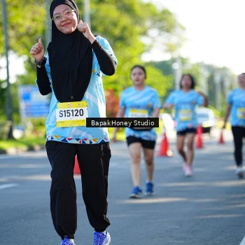 Runner Photo 1582471