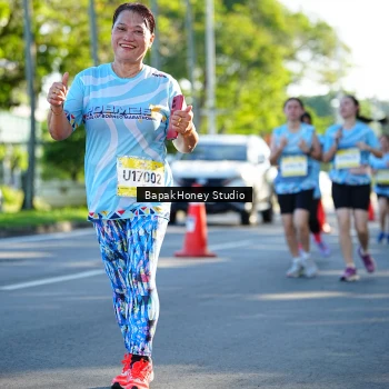 Runner Photo 1582501