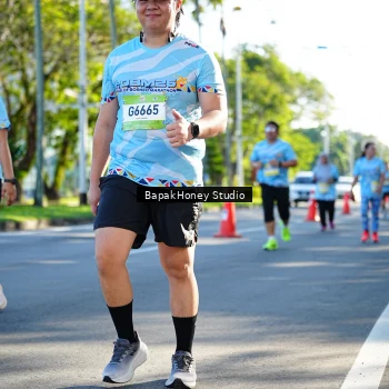 Runner Photo 1582526
