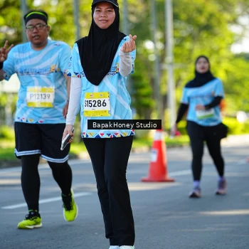 Runner Photo 1582568