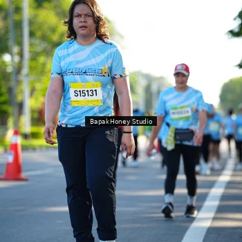 Runner Photo 1582637