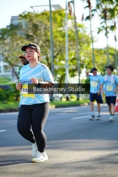 Runner Photo 1582694