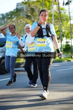 Runner Photo 1582725