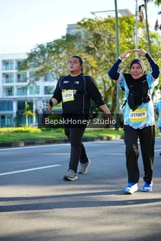 Runner Photo 1582734