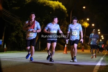 Runner Photo 1583294
