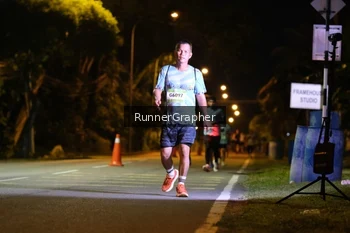 Runner Photo 1583300
