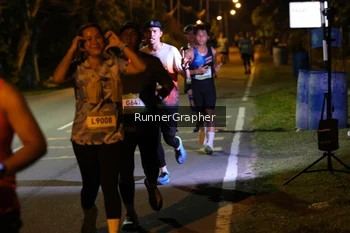 Runner Photo 1583344