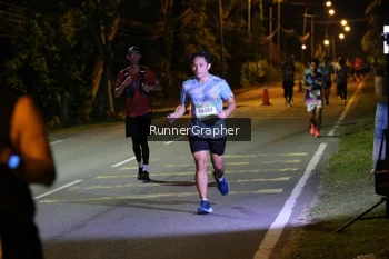 Runner Photo 1583345