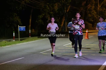 Runner Photo 1583369