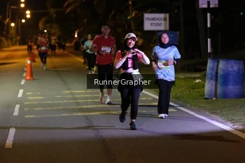 Runner Photo 1583383