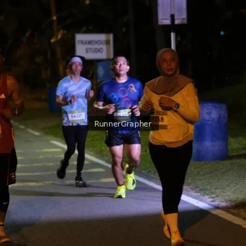 Runner Photo 1583402
