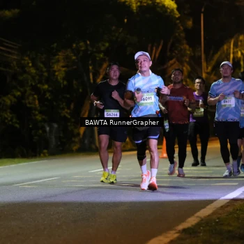 Runner Photo 1583650