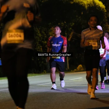Runner Photo 1583691