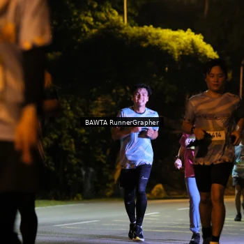 Runner Photo 1583707
