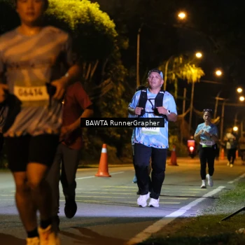 Runner Photo 1583710