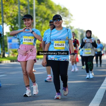 Runner Photo 1583746
