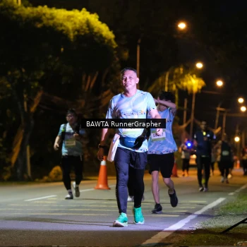 Runner Photo 1583840
