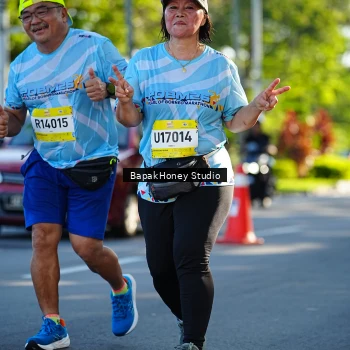 Runner Photo 1583853